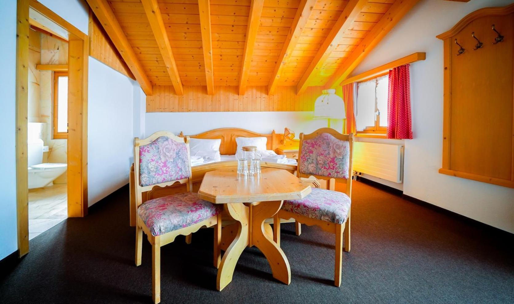 Hotel Postigliun Sedrun 24-7 Self-Checkin Bagian luar foto