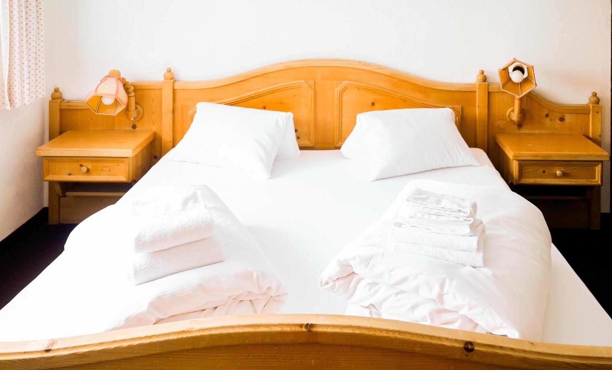 Hotel Postigliun Sedrun 24-7 Self-Checkin Bagian luar foto
